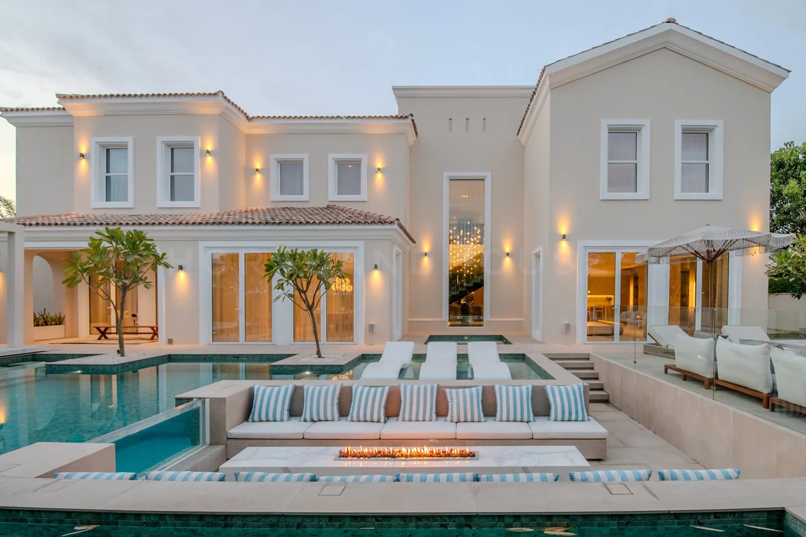6 & 7-Bedroom Signature Mansions & Polo Homes